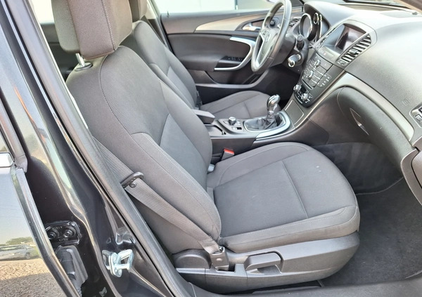 Opel Insignia cena 23900 przebieg: 207000, rok produkcji 2011 z Gozdnica małe 379